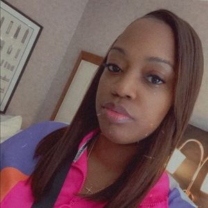 Meet your Posher, Domonique